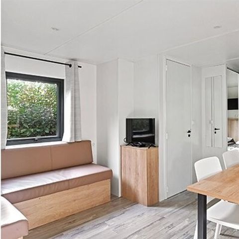 Stacaravan 6 personen - Premium | 3 Slaapkamers | 6 Pers | Verhoogd terras | Airconditioning | TV