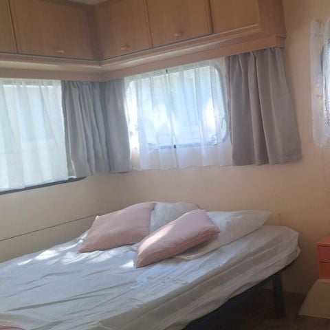 Caravan 2 personen - "Rosetta" of "Violetta" – Zonder sanitair