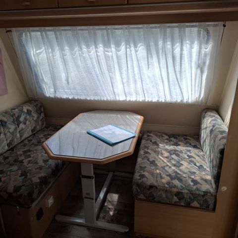 Caravan 2 personen - "Rosetta" of "Violetta" – Zonder sanitair