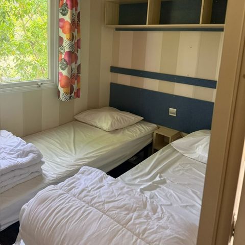 Stacaravan 4 personen - STACARAVAN MET 2 SLAAPKAMERS