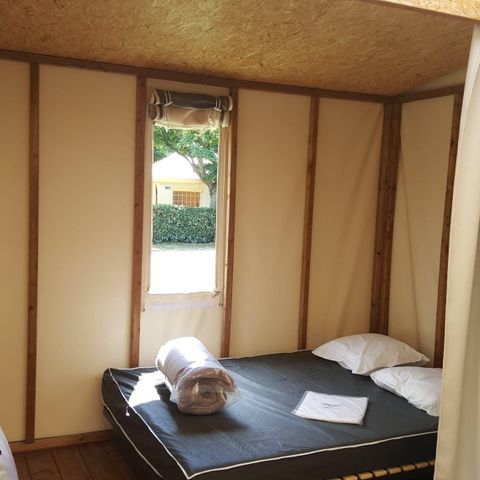 Bungalowtent 4 personen - Bungalow Maori Confort 17m² 2 kamers - (zonder sanitair - zonder water) 2/4 pers