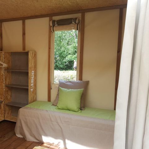 Bungalowtent 4 personen - Bungalow Maori Confort 17m² 2 kamers - (zonder sanitair - zonder water) 2/4 pers
