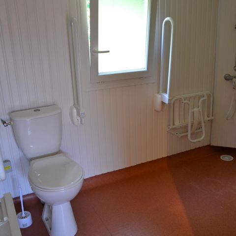 Chalet 4 personen - Chalet PMR Confort 35m² 2 kamers + overdekt terras + TV + airconditioning 4 personen