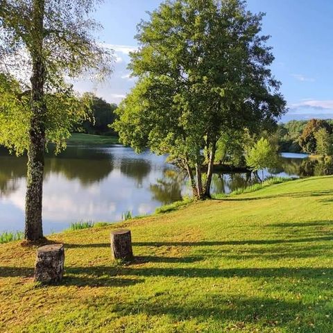 Camping Domaine De Lascaux - Camping Corrèze - Afbeelding N°2