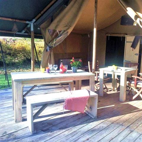 Safaritent 6 personen - Lodge Safari 35 m² - 2 slaapkamers - 10 m² overdekt terras