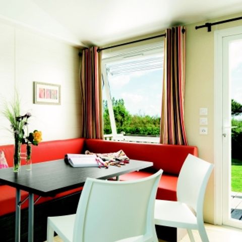 Stacaravan 4 personen - Le CHENE Dimanche ( 2 slaapkamers)Groot terras+ TV