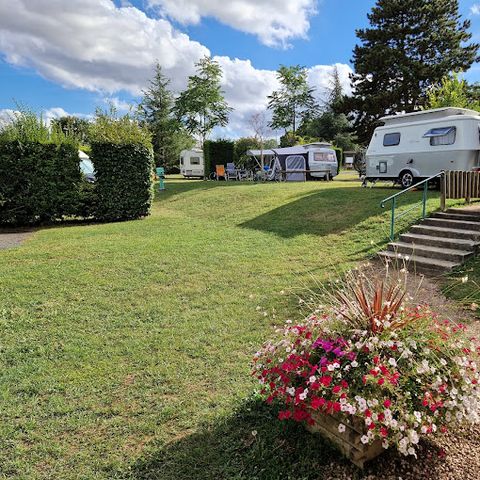 Camping municipal Le Mont Libre - Camping Allier - Afbeelding N°6