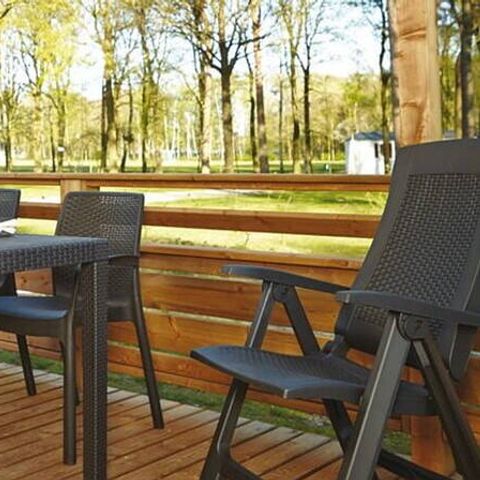 Stacaravan 4 personen - Stacaravan | Premium | 2 Slaapkamers | 4 Pers. | Lounge Terras