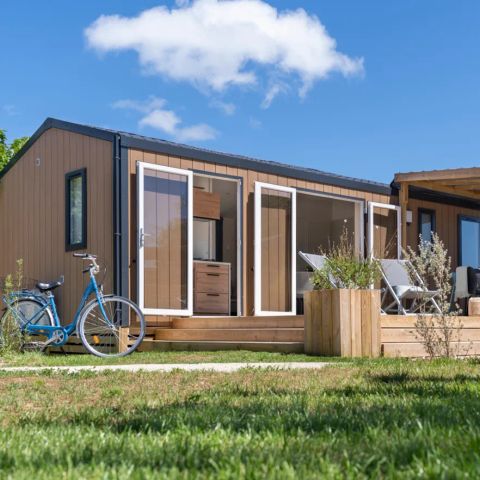 Stacaravan 4 personen - PREMIUM 2 slaapkamers - 1 badkamer