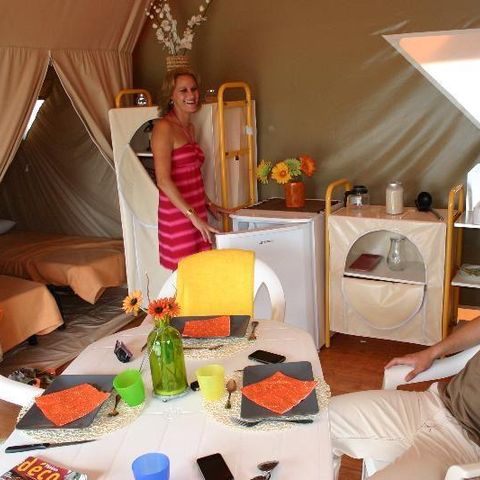 Tent 5 personen - STANDAARD TRAPPER'S LODGE zonder sanitaire voorzieningen