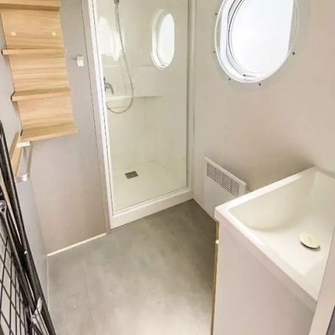 Stacaravan 6 personen - 3 Kamers 4/6 Personen + TV