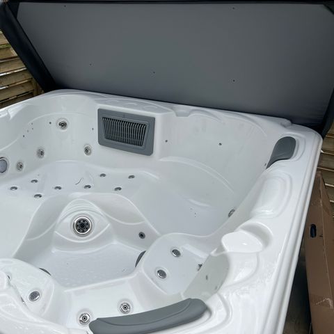 Stacaravan 4 personen - Stacaravan PREMIUM "SPA" 4 pers klimmen 2 sl.k.