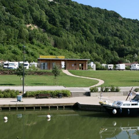 Camping Le Domaine d'Aucroix - Camping Doubs - Afbeelding N°5