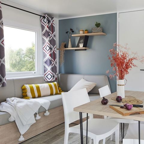 Stacaravan 4 personen - GRAND CONFORT 2 SLAAPKAMERS - AIRCONDITIONING + TV