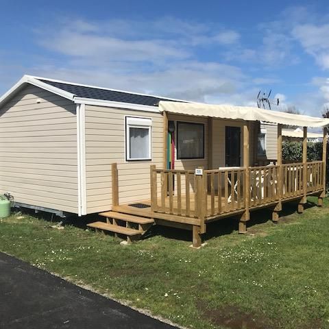 Stacaravan 4 personen - Comfort stacaravan Nirvana 32m² - 2 kamers - 2 badkamers + 15m² halfoverdekt terras