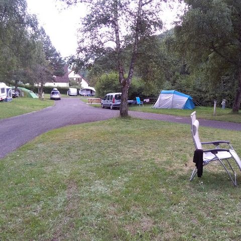 Camping Municipal Les Verts Bois - Camping Haut-Rhin - Afbeelding N°4