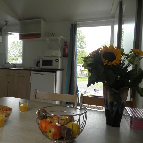 Stacaravan 4 personen - Standaard 25m² - 2 kamers + onoverdekt terras