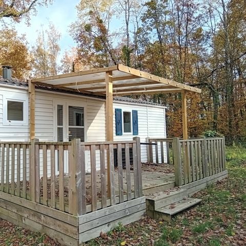 Stacaravan 4 personen - Confort 32m² - 2 kamers + terras + TV + Air-Con -