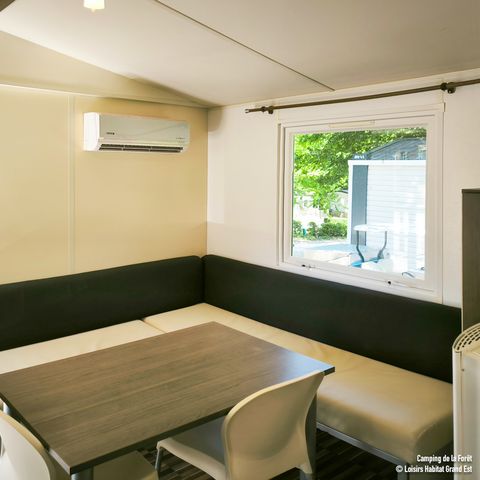 Stacaravan 4 personen - Confort 32m² - 2 kamers + terras + TV + Air-Con -