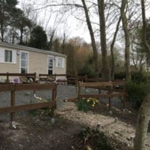 Stacaravan 2 personen - 02-Mobil-Home Mitoyen Standard 17m2 (1bed - 1 pers.) + TV + Airconditioning - prijs voor 2 personen