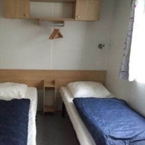Stacaravan 2 personen - 02-Mobil-Home Mitoyen Standard 17m2 (1bed - 1 pers.) + TV + Airconditioning - prijs voor 2 personen