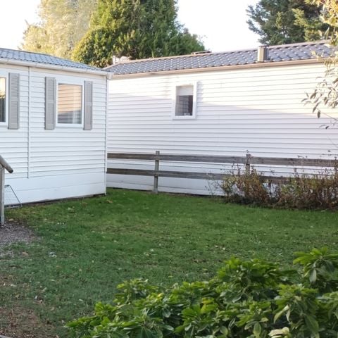 Stacaravan 2 personen - 07-Mobil-Home Confort 24 m2 (2bed - 2/4 pers.) + klein overdekt terras + TV + Airconditioning - prijs voor 2 personen