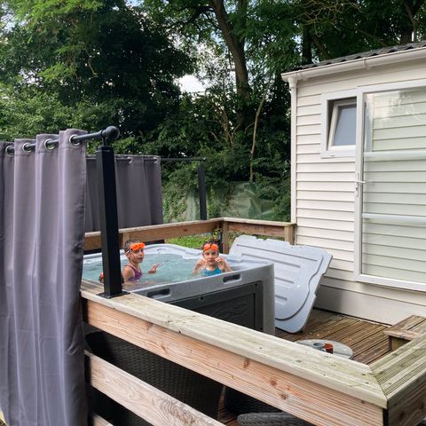 Bungalow 2 personen - 11-Bungalow Les Croisettes 30m2 (2bed - 2/6pers) + jaccuzzi + opgemaakte bedden + handdoek + drankkit - prijs voor 2 personen