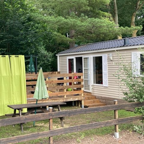 Bungalow 2 personen - 12-Bungalow du Parc 32m2 (2bed - 2/6pers.) + Jaccuzzi + Opgemaakte bedden + handdoeken + drankjes + TV + Airconditioning - prijs voor 2 personen