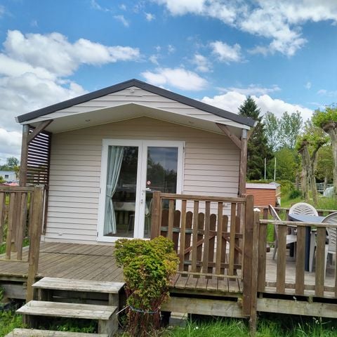 Stacaravan 4 personen - Confort TV - 1 slaapkamer + halfoverdekt terras -