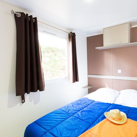 Stacaravan 4 personen - Comfort TV - 2 slaapkamers + terras -