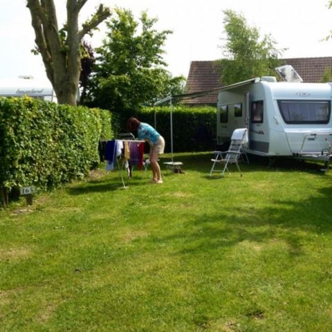 STAANPLAATS - Standplaats tent/busje