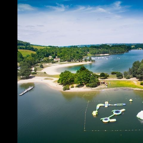 Camping les Rives du Lac Cantalès - Camping Cantal - Afbeelding N°2