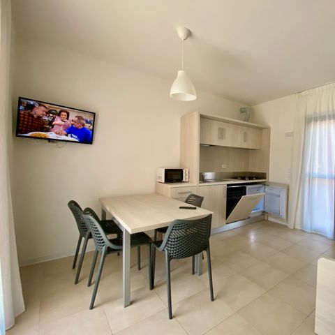 APPARTEMENT 6 personen - STANDAARD (1e verdieping met balkon)