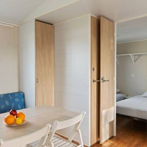 Stacaravan 6 personen - Stacaravan | Classic | 3 slaapkamers | 6 personen | Verhoogd terras | Airco