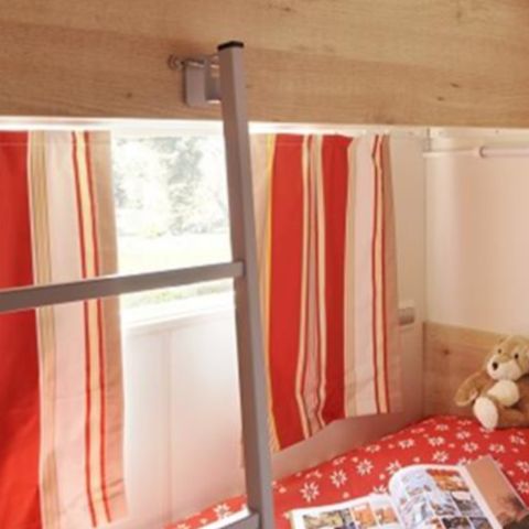 UNIEKE ACCOMMODATIE 4 personen - 2-slaapkamer 2-klaver caravan