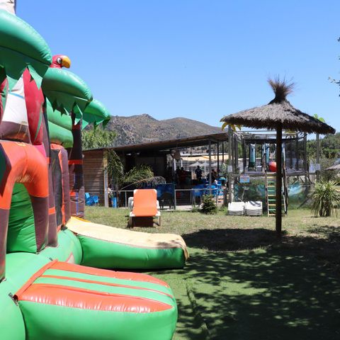Camping Portes de Canigou - Camping Pyrénées-Orientales - Afbeelding N°2