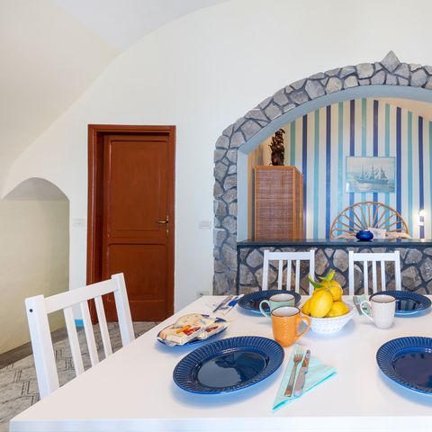 APPARTEMENT 5 personen - Flat Libeccio Tour Turbolo op de tweede verdieping
