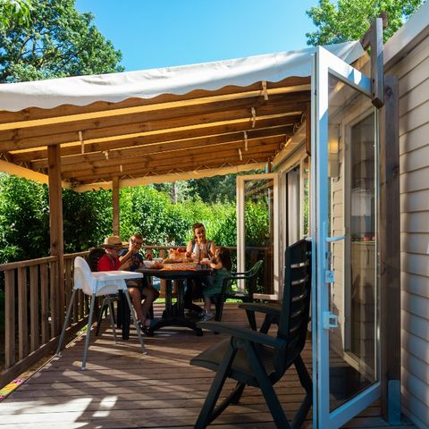 Stacaravan 4 personen - LOISIR CONFORT FAMILY prijs voor 4 personen