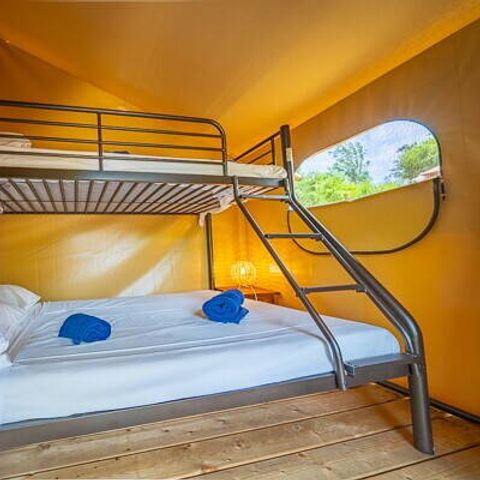 Tent 5 personen - Super Lodge Tent | 2 Slaapkamers | 4/5 Pers. | Geen badkamer