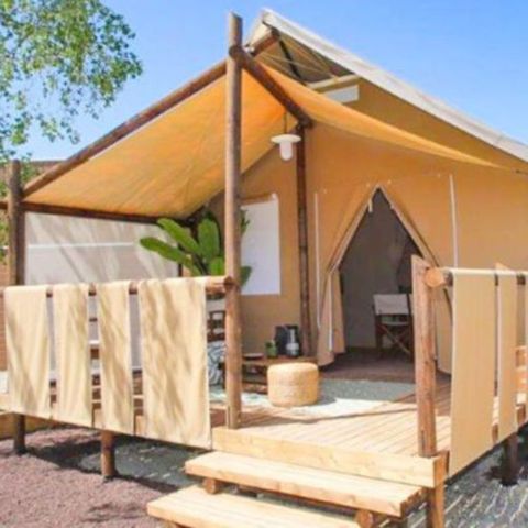 Bungalowtent 4 personen - JUNGLE LODGE zonder sanitair, zonder water