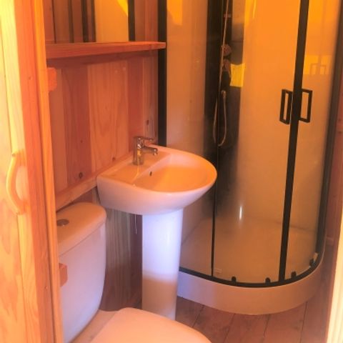 Safaritent 5 personen - Crusoë met sanitair. Aankomst 16.00 uur Vertrek 10.00 uur. Max