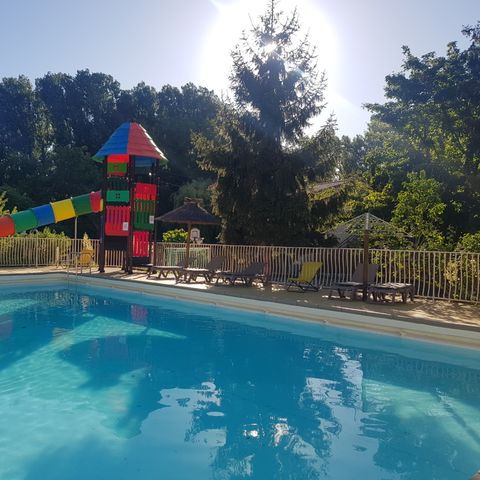Camping Bois et Toilés - Camping Drôme - Afbeelding N°3