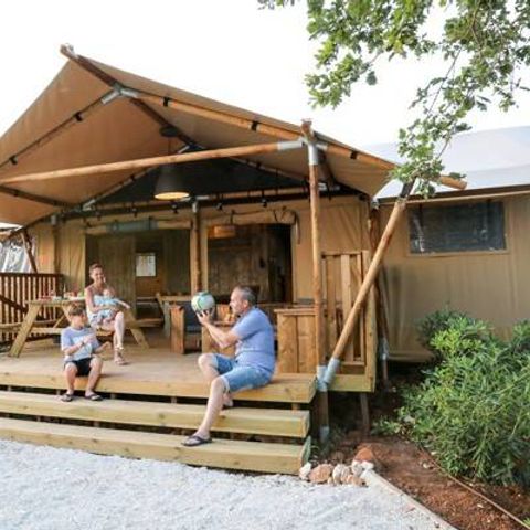 Safaritent 6 personen - Safari Lodge Tent | 3 Slaapkamers | 6 Pers. | Verhoogd terras | Airconditioning