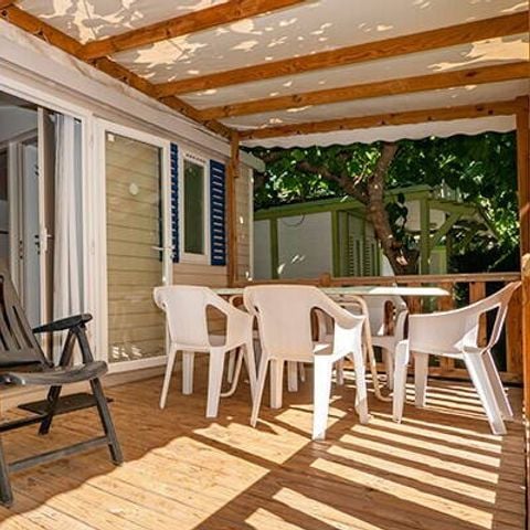 Stacaravan 6 personen - Comfort | 3 slaapkamers | 4/6 Pers | Verhoogd terras | Airconditioning
