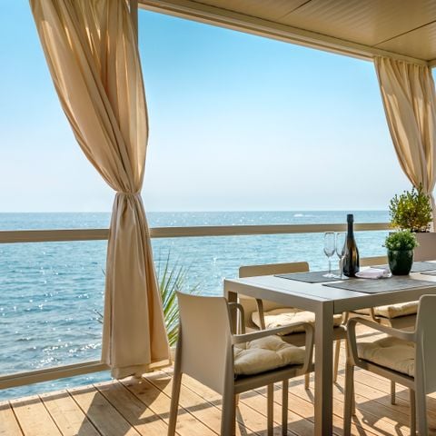 Stacaravan 4 personen - Amber Sea Luxury Village - Vakantiehuis aan zee