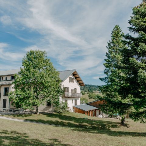 Village Vacance Les Clarines - Camping Jura - Afbeelding N°2