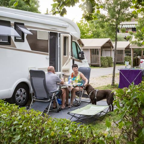 STAANPLAATS - Piazzola Camper