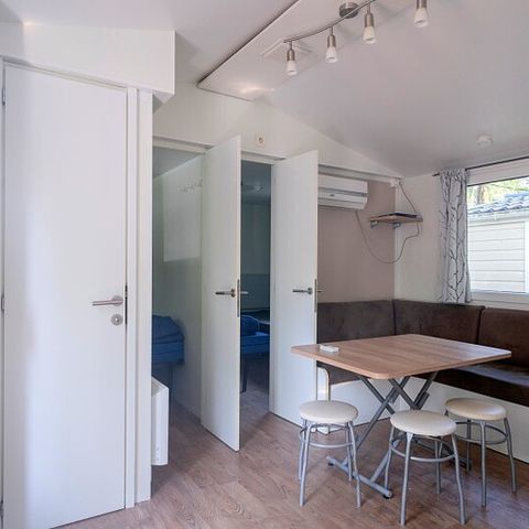Stacaravan 6 personen - Stacaravan | Classic | 2 slaapkamers | 4/6 pers. | Terras met verhoogd dak (niet overdekt) | Airconditioning.