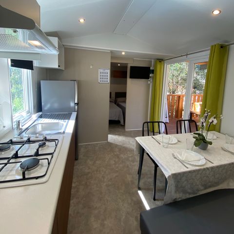 Stacaravan 4 personen - Superior Zeegebied (badkamer in Italiaanse stijl)