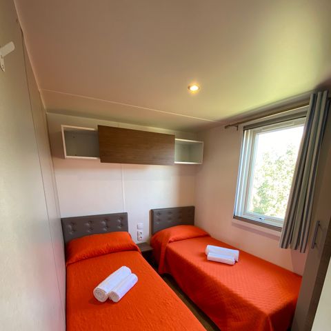 Stacaravan 4 personen - Deluxe eerste rij 1 badkamer